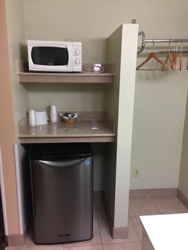 Friendship Motor Inn image 12