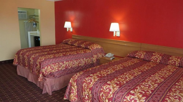 Friendship Motor Inn image 19