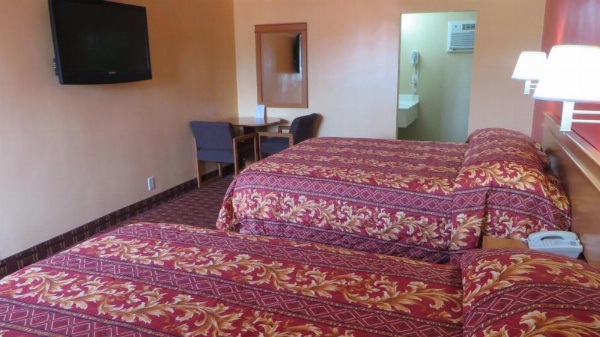 Friendship Motor Inn image 20